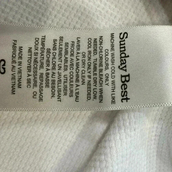 Aritzia Sunday Best white long sleeve cropped pullover women’s size large - Picture 7 of 7